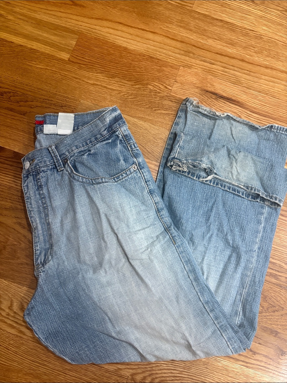 UNIONBAY Light Blue Men’s distressed  Straight Jeans size 34 / 30 cotton